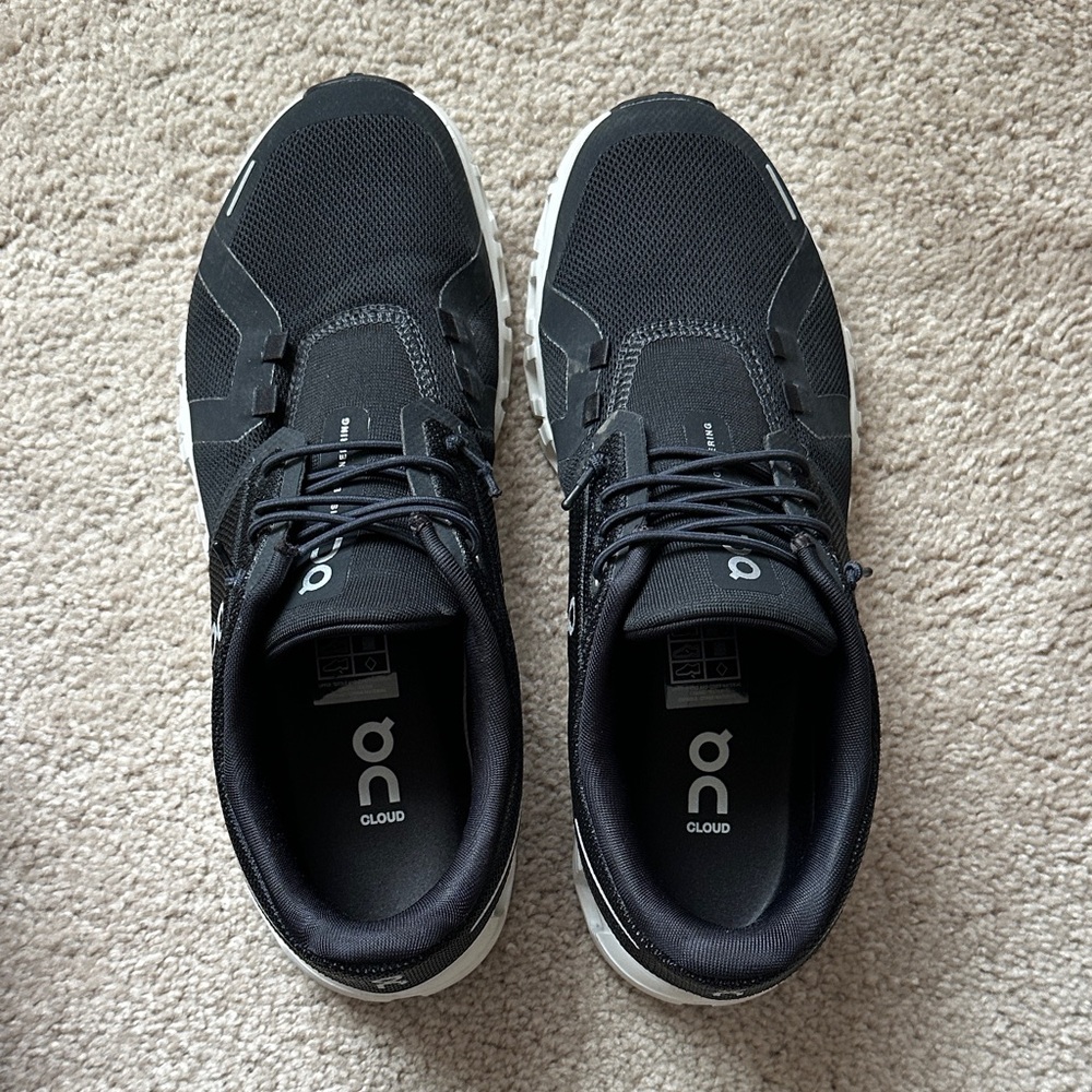 On Running Women’s Black and White Sneakers